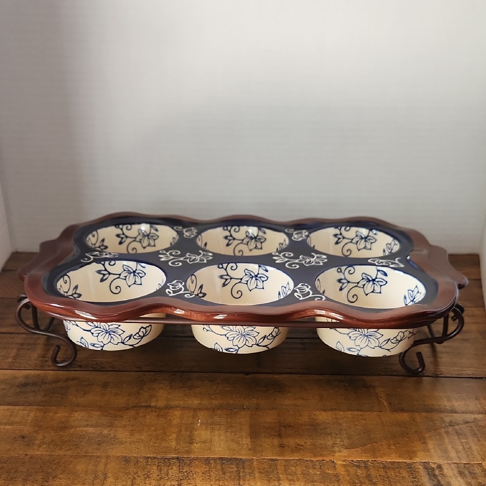 Temp-Tations Blue and White Muffin Serveware Set with Metal Holder